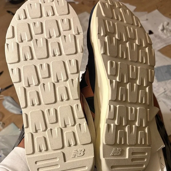 New— NB Lunar New Year Eclipse 57/40  - *New* Immaculate Condition - Picture 8 of 11